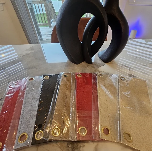 Wallet insert and solid unbranded chain - Picture 3 of 3